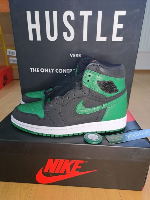 green jordans pine green